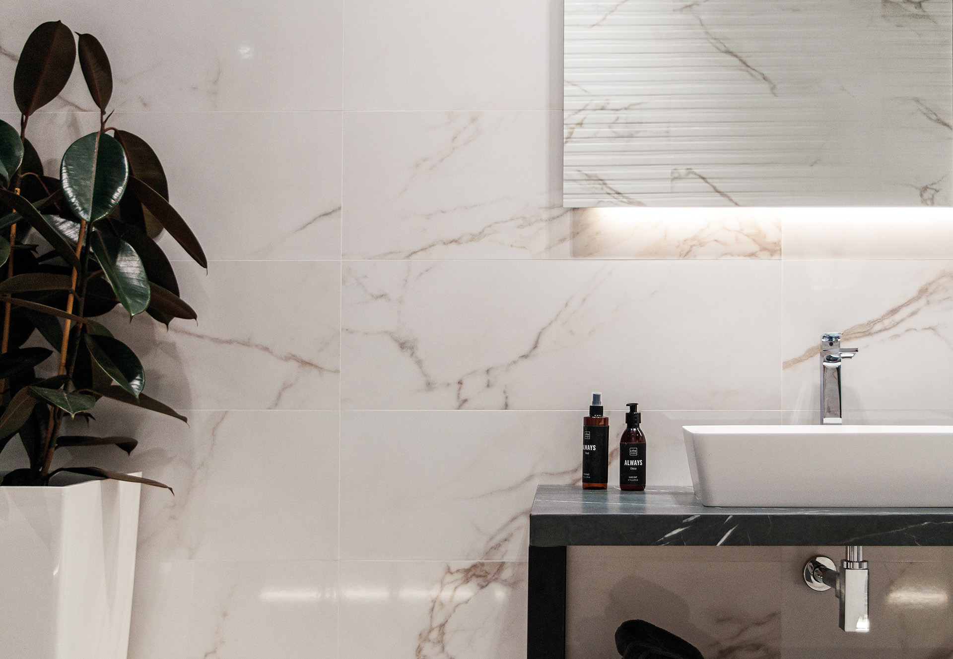 cif_Fliesen_Marmoroptik_Badezimmer_Wohnbereich_resized